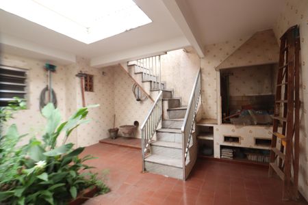 Casa à venda com 244m², 3 quartos e 3 vagasQuintal