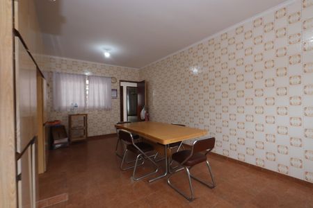 Casa à venda com 244m², 3 quartos e 3 vagasCozinha