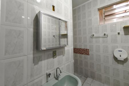 Casa à venda com 349m², 3 quartos e 1 vagaBanheiro da Suíte