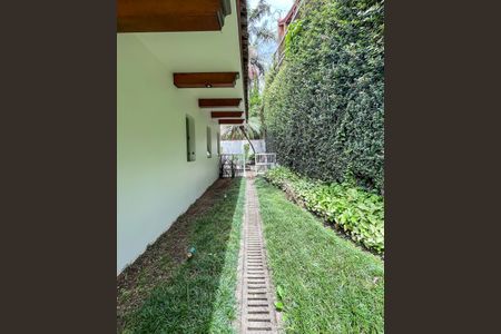 Casa à venda com 469m², 3 quartos e 8 vagasÁrea externa