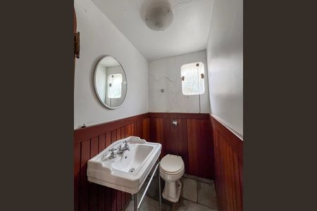 Casa à venda com 469m², 3 quartos e 8 vagasLavabo 2