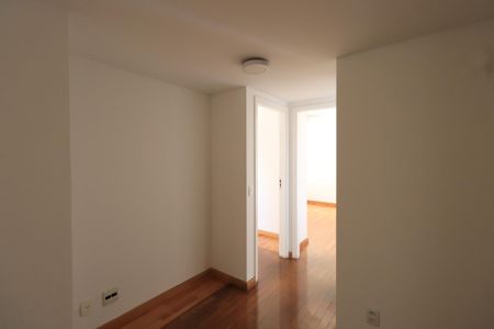 Apartamento para alugar com 177m², 4 quartos e 3 vagasCorredor