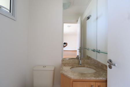 Apartamento para alugar com 177m², 4 quartos e 3 vagasLavabo