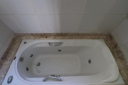 Apartamento para alugar com 177m², 4 quartos e 3 vagasBanheiro da Suíte 1