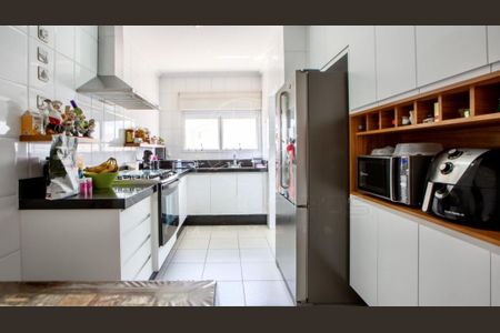 Apartamento à venda com 130m², 3 quartos e 3 vagas