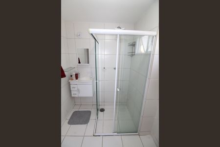 Banheiro  de apartamento para alugar com 2 quartos, 45m² em Jardim das Industrias, São José dos Campos