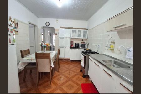 Casa à venda com 128m², 2 quartos e 2 vagas Casa à venda com 128m², 2 quartos e 2 vagasFoto 05