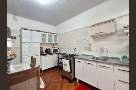 Casa à venda com 128m², 2 quartos e 2 vagas Casa à venda com 128m², 2 quartos e 2 vagasFoto 06