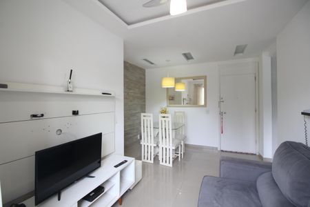 Sala de apartamento para alugar com 2 quartos, 52m² em Barra Olímpica, Rio de Janeiro