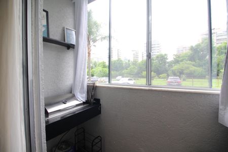 Varanda de apartamento para alugar com 2 quartos, 52m² em Barra Olímpica, Rio de Janeiro
