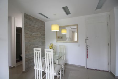 Apartamento para alugar com 52m², 2 quartos e 1 vagaSala