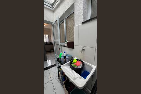 Apartamento à venda com 81m², 2 quartos e 3 vagasÁrea de Serviço