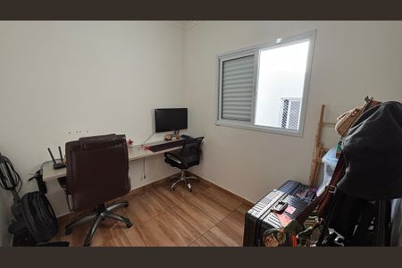 Apartamento à venda com 81m², 2 quartos e 3 vagasQuarto 2
