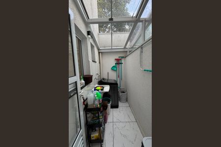 Apartamento à venda com 81m², 2 quartos e 3 vagasÁrea de Serviço