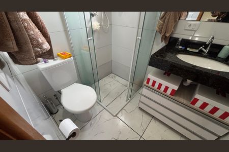 Apartamento à venda com 81m², 2 quartos e 3 vagasBanheiro
