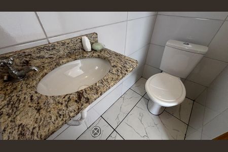 Apartamento à venda com 81m², 2 quartos e 3 vagasGaragem - Banheiro