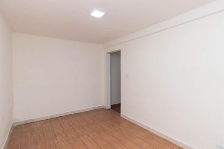 Quarto de casa para alugar com 1 quarto, 30m² em Vila Medeiros, São Paulo