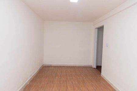 Quarto de casa para alugar com 1 quarto, 30m² em Vila Medeiros, São Paulo