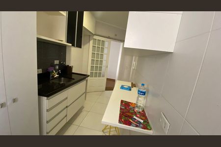 Apartamento para alugar com 50m², 1 quarto e 1 vaga Apartamento para alugar com 50m², 1 quarto e 1 vagaCozinha