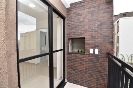 Sacada com Churrasqueira de apartamento para alugar com 2 quartos, 44m² em Santo Antônio, São José dos Pinhais
