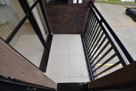 Sacada com Churrasqueira de apartamento para alugar com 2 quartos, 44m² em Santo Antônio, São José dos Pinhais