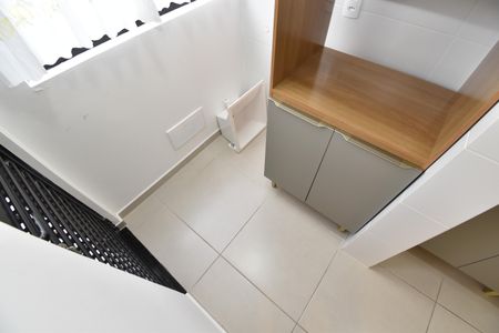 Área de Serviço de apartamento para alugar com 2 quartos, 44m² em Santo Antônio, São José dos Pinhais