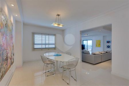 Apartamento à venda com 4 quartos, 370m² em Santo Amaro, São Paulo