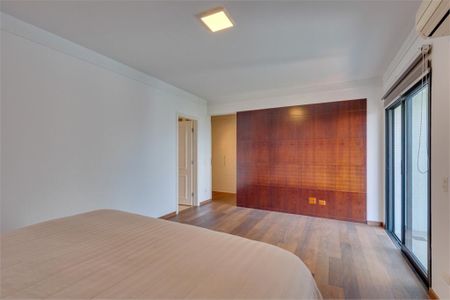 Apartamento à venda com 370m², 4 quartos e 5 vagas