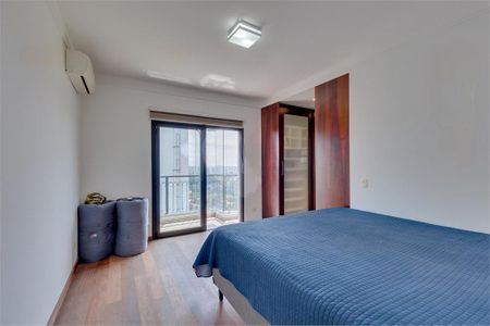 Apartamento à venda com 370m², 4 quartos e 5 vagas