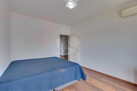 Apartamento à venda com 370m², 4 quartos e 5 vagas