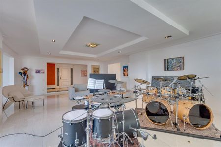 Apartamento à venda com 370m², 4 quartos e 5 vagas