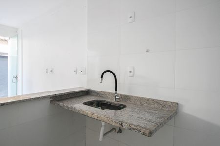 Casa para alugar com 70m², 2 quartos e 1 vaga Casa para alugar com 70m², 2 quartos e 1 vagaCozinha