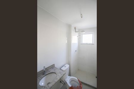 Casa para alugar com 70m², 2 quartos e 1 vaga Casa para alugar com 70m², 2 quartos e 1 vagaBanheiro