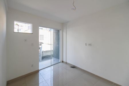 Casa para alugar com 70m², 2 quartos e 1 vaga Casa para alugar com 70m², 2 quartos e 1 vagaQuarto 1