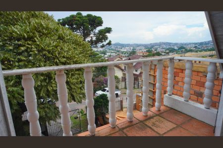 Varanda suite  de casa à venda com 3 quartos, 400m² em Camaquã, Porto Alegre