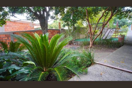 Casa à venda com 300m², 3 quartos e 3 vagasPátio fundos 