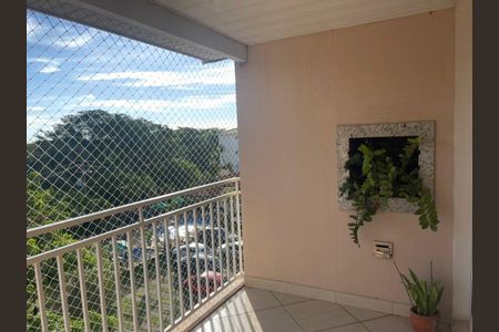 Apartamento à venda com 76m², 3 quartos e 2 vagasVaranda