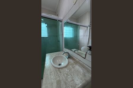 Casa à venda com 166m², 3 quartos e 3 vagas Casa à venda com 166m², 3 quartos e 3 vagasBanheiro da Suíte