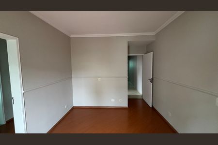 Casa à venda com 166m², 3 quartos e 3 vagas Casa à venda com 166m², 3 quartos e 3 vagasSuite