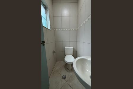 Casa à venda com 166m², 3 quartos e 3 vagas Casa à venda com 166m², 3 quartos e 3 vagasLavabo