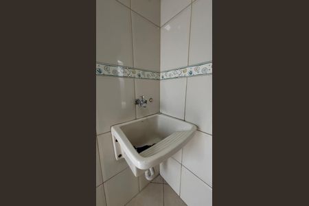 Casa à venda com 166m², 3 quartos e 3 vagas Casa à venda com 166m², 3 quartos e 3 vagasÁrea de Serviço