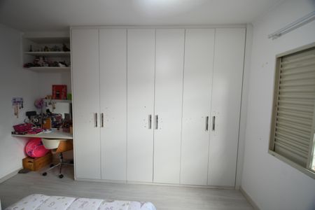 Casa à venda com 163m², 3 quartos e 2 vagasQuarto 3 - Suíte