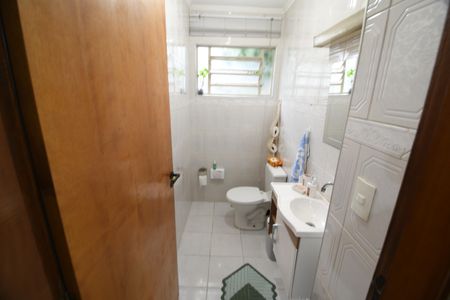 Casa à venda com 163m², 3 quartos e 2 vagasLavabo