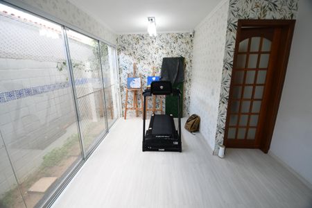 Casa à venda com 163m², 3 quartos e 2 vagasSala