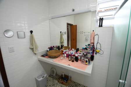 Casa à venda com 163m², 3 quartos e 2 vagasBanheiro Suíte