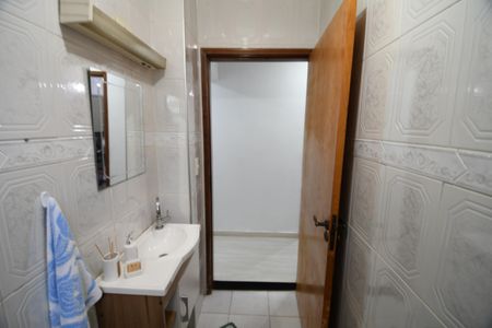 Casa à venda com 163m², 3 quartos e 2 vagasLavabo