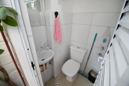 Casa à venda com 163m², 3 quartos e 2 vagasBanheiro de serviço