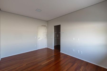 Casa à venda com 4 quartos, 443m² em Sousas, Campinas