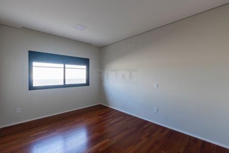 Casa à venda com 4 quartos, 443m² em Sousas, Campinas