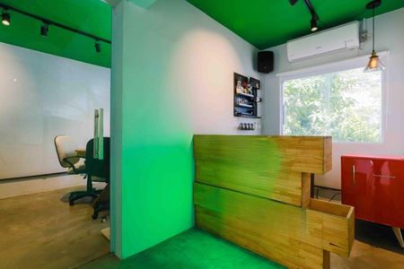 Casa à venda com 10 quartos, 265m² em Santo Amaro, São Paulo